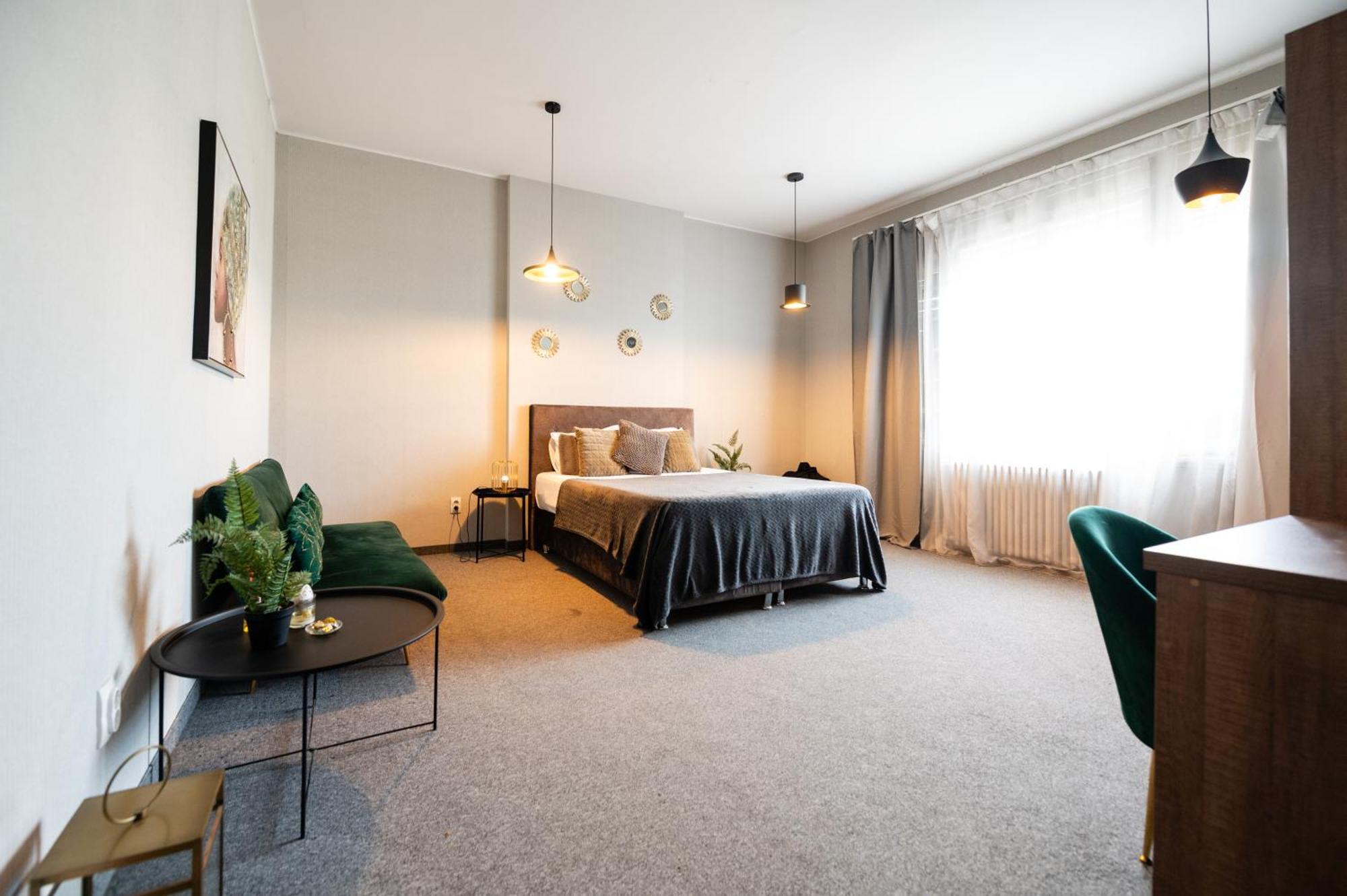 Central Square Apartments Belgrado Exterior foto